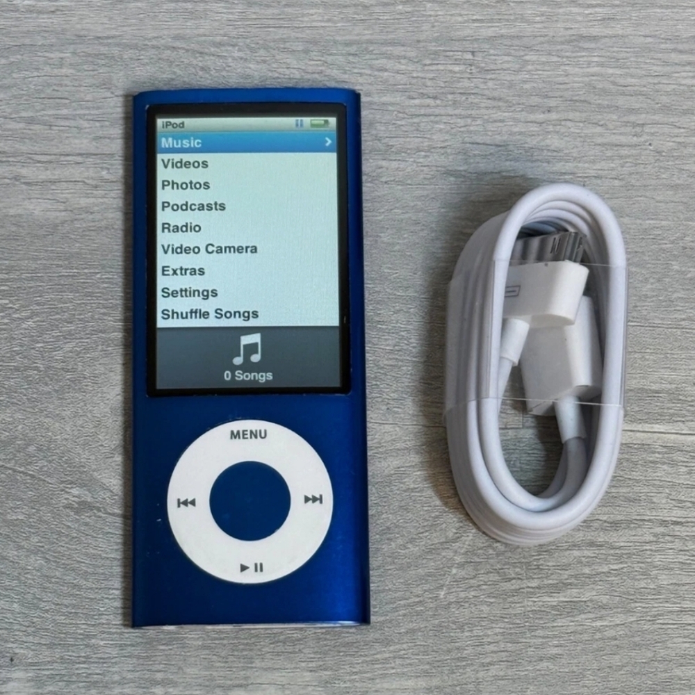 Apple iPod Nano 5th Gen 8G Dark Blue